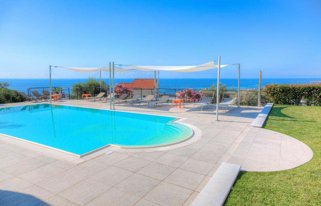 Appartamenti Villa Il Poggiolo Diano Marina Buitenkant foto