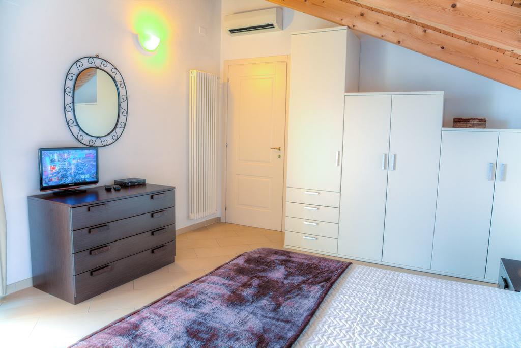 Appartamenti Villa Il Poggiolo Diano Marina Buitenkant foto